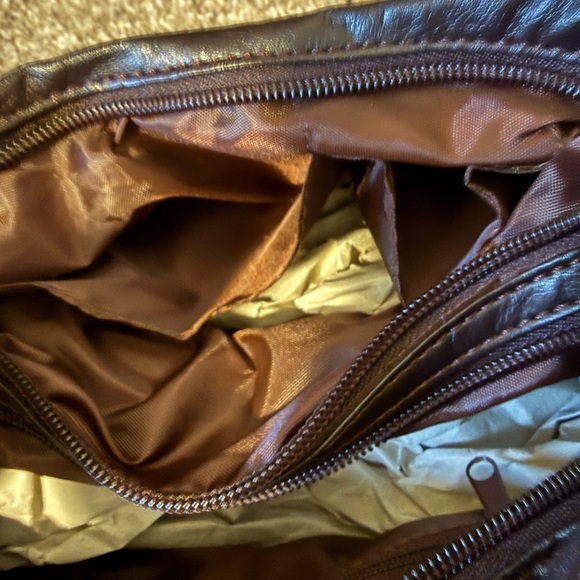 NWT Ampere Creations Vegan LeatherChocolate Brown Silver Gun metal Shoulder Bag - Picture 5 of 5